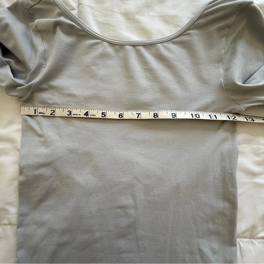 Intimately FP Gray Open Back Long Sleeve Top Size M/L - Picture 5 of 7